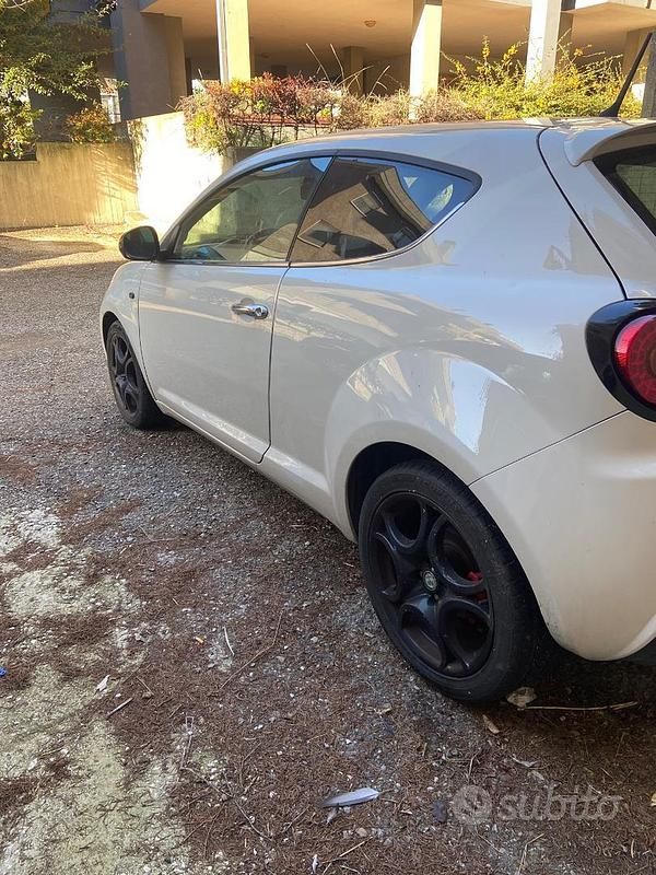 Usata Alfa Romeo MiTo 120 CV (88 kW) 2010 Bianco Utilitaria