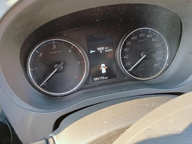 Usata Mitsubishi Outlander 150 CV (110 kW) 2019 Grigio SUV