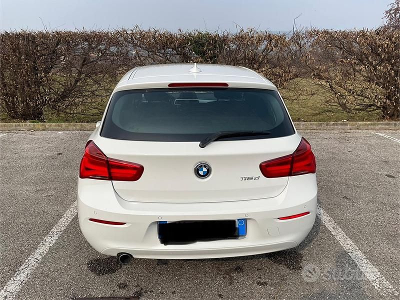 Usata BMW 116 Comfort Edition 116 CV (85 kW) 2019 Bianco Utilitaria