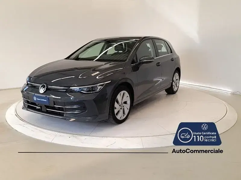 Usata VW Golf VIII Style 150 CV (110 kW) 2025 Grigio scuro Berlina