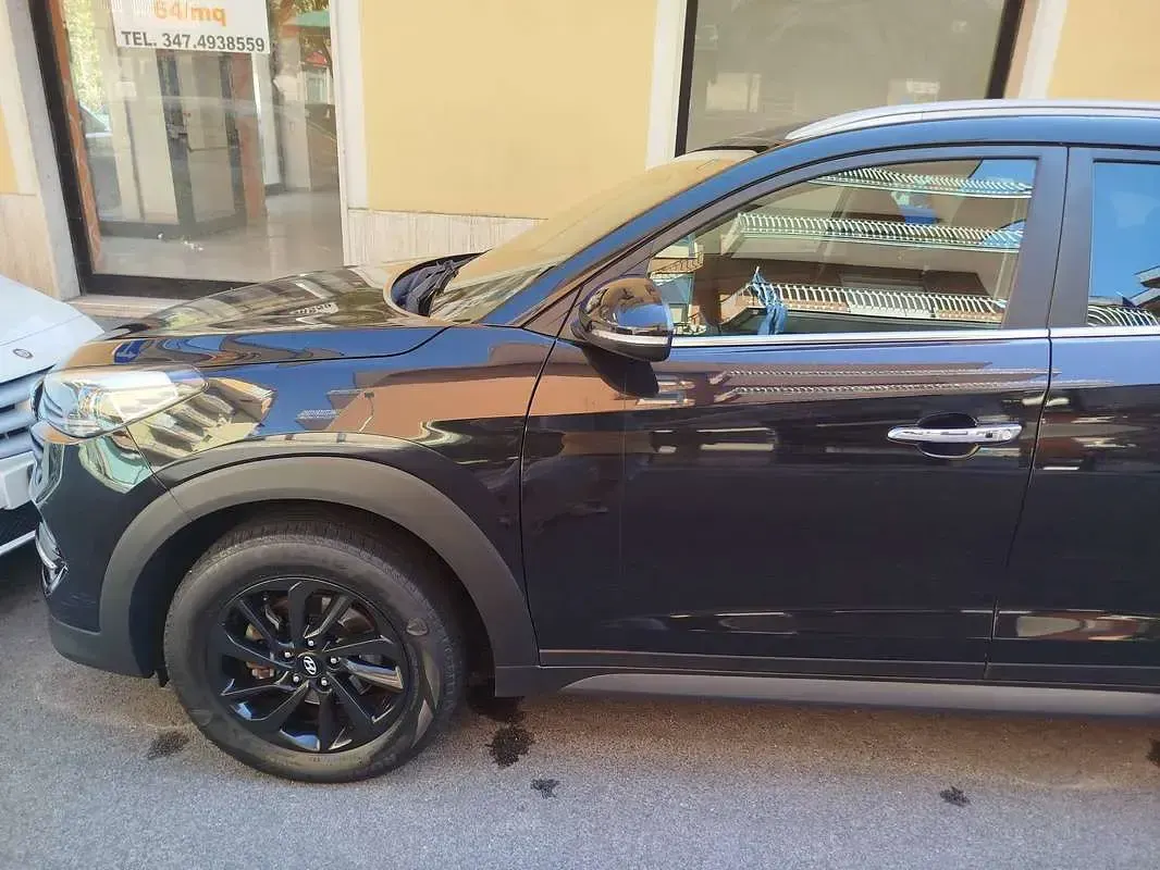 Usata Hyundai Tucson Xpossible 116 CV (85 kW) 2016 Nero SUV