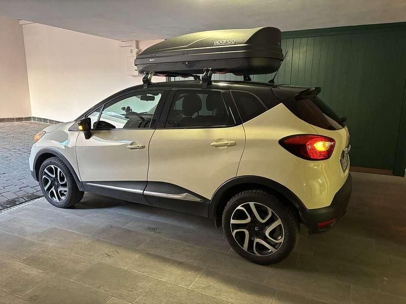 Usata Renault Captur Intens 110 CV (80 kW) 2016 Beige SUV