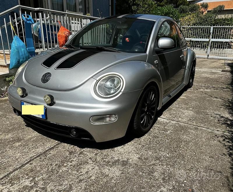 Usata VW New Beetle 90 CV (66 kW) 2001 Grigio Utilitaria