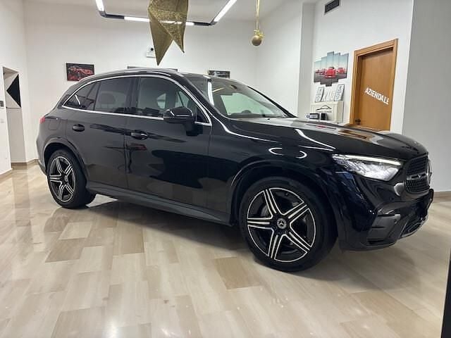 Usata Mercedes GLC220 Premium 197 CV (144 kW) 2023 Nero SUV