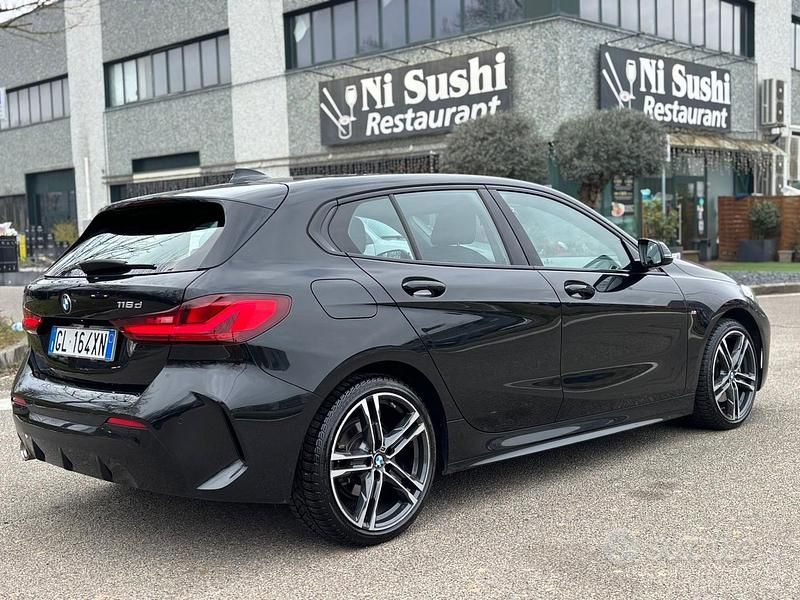 Usata BMW 116 M Sport 116 CV (85 kW) 2022 Nero Utilitaria