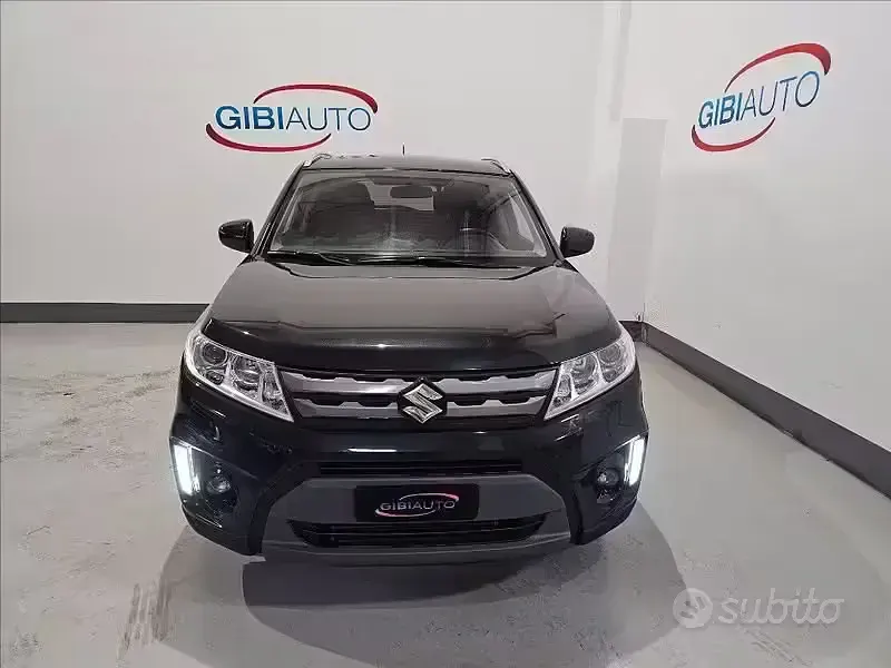 Usata Suzuki Vitara Cool 120 CV (88 kW) 2017 Nero SUV