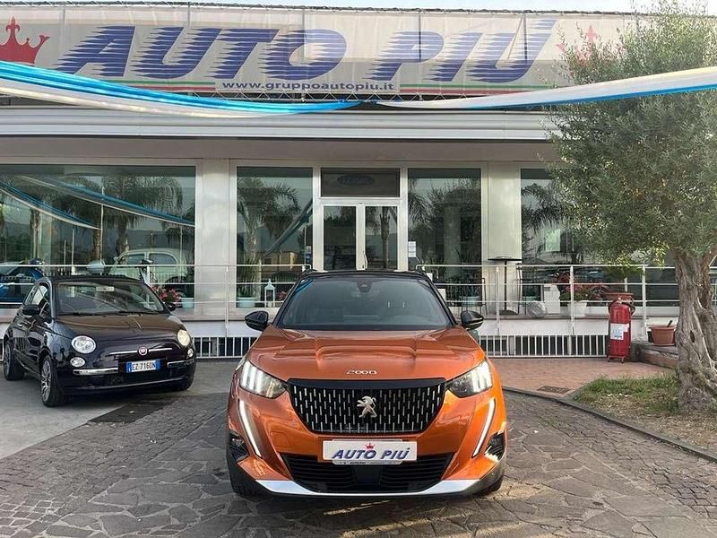 Usata Peugeot 2008 GT-line 102 CV (75 kW) 2020 Arancione SUV