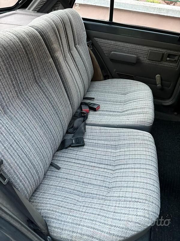 Usata Peugeot 205 54 CV (39 kW) 1994 Grigio Berlina