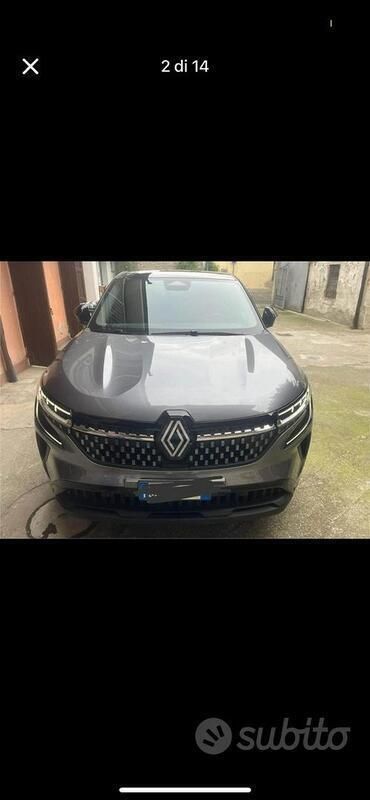 Usata Renault Austral Techno 160 CV (117 kW) 2023 Grigio SUV