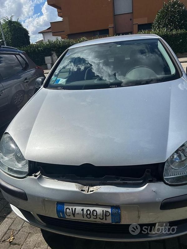 Usata VW Golf IV 2005 Grigio Berlina