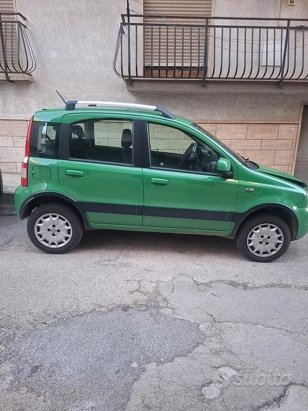Usata Fiat Panda 4x4 2012 Verde Utilitaria