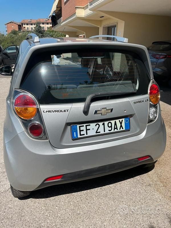 Usata Chevrolet Spark LS 82 CV (60 kW) 2011 Grigio Utilitaria