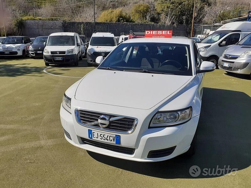 Usata Volvo V50 114 CV (83 kW) 2011 Bianco Station wagon