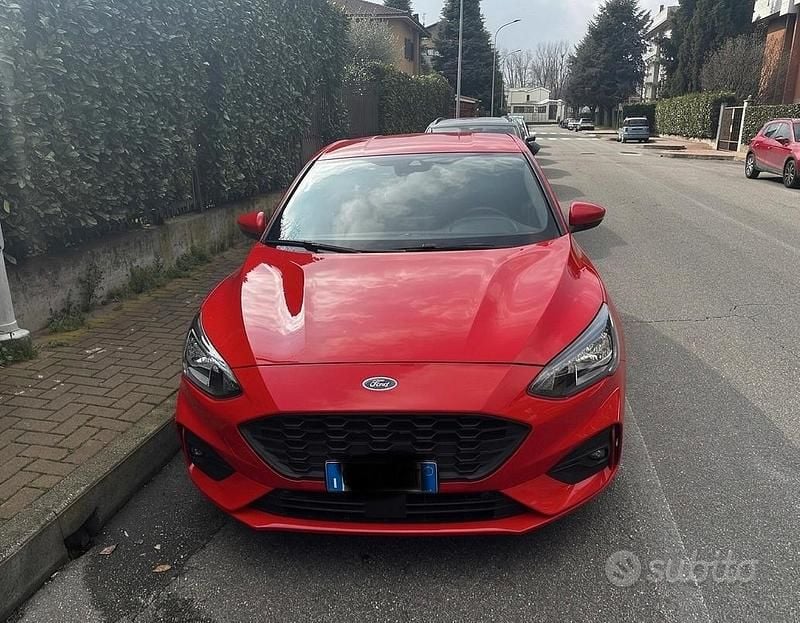 Usata Ford Focus ST-Line 125 CV (91 kW) 2022 Rosso Berlina