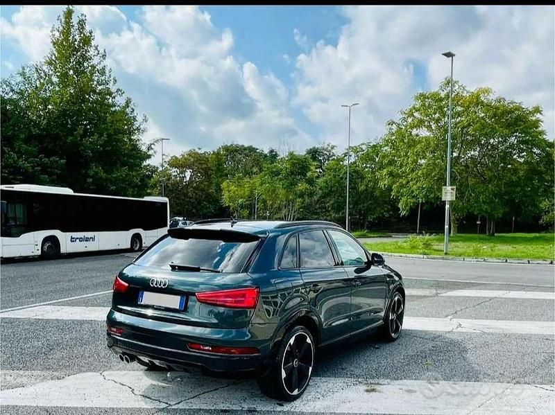 Usata Audi Q3 Ambiente 150 CV (110 kW) 2017 Verde SUV