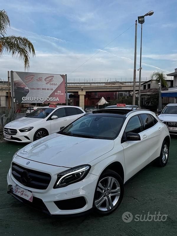 Usata Mercedes GLA200 Premium 136 CV (100 kW) 2016 Bianco SUV
