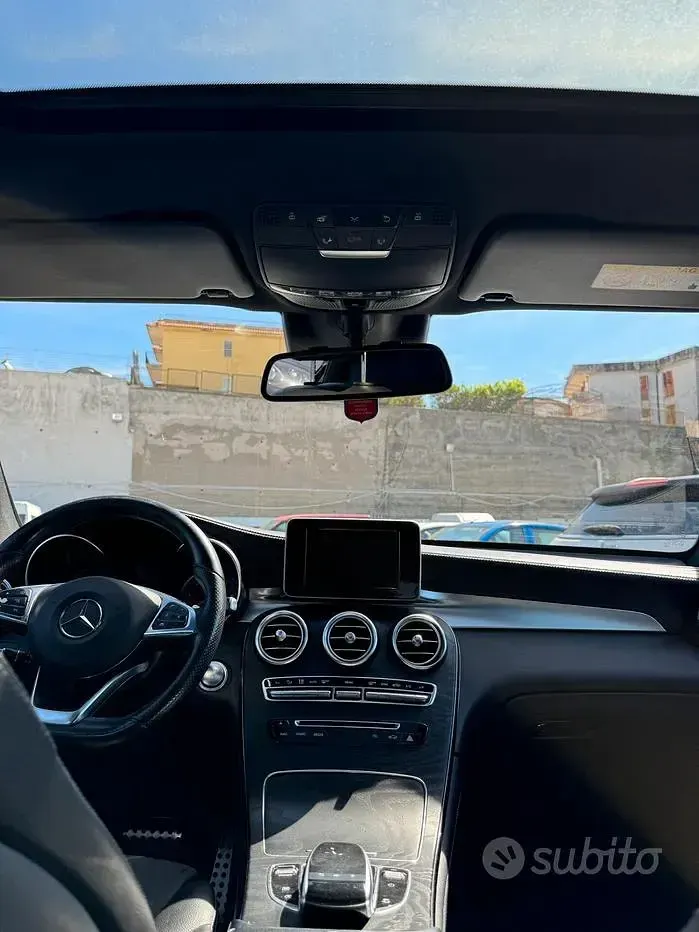 Usata Mercedes GLC250 Premium 204 CV (150 kW) 2017 Nero SUV