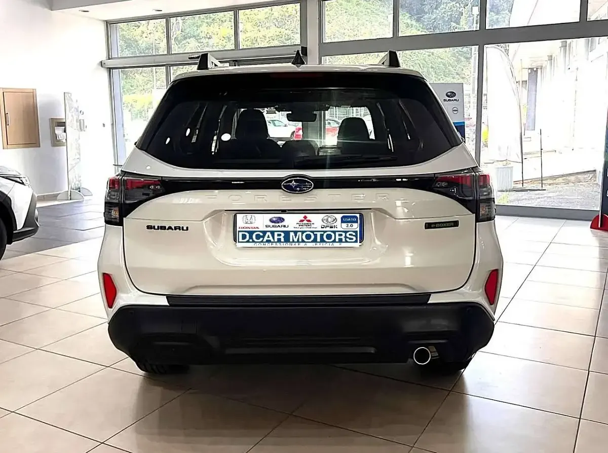 Usata Subaru Forester 4dventure 136 CV (100 kW) 2025 Bianco SUV