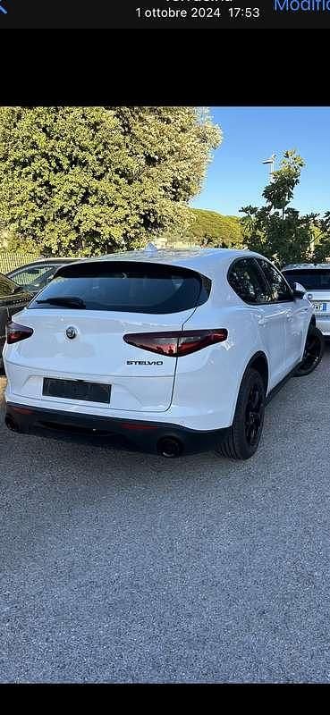 Usata Alfa Romeo Stelvio Super 160 CV (117 kW) 2021 SUV