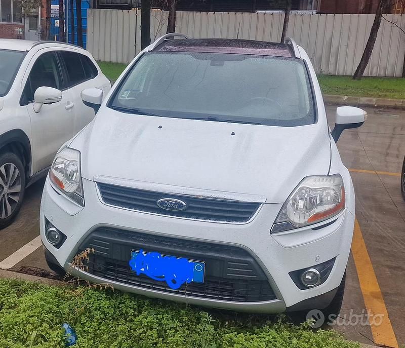 Usata Ford Kuga Titanium 163 CV (119 kW) 2012 Bianco SUV