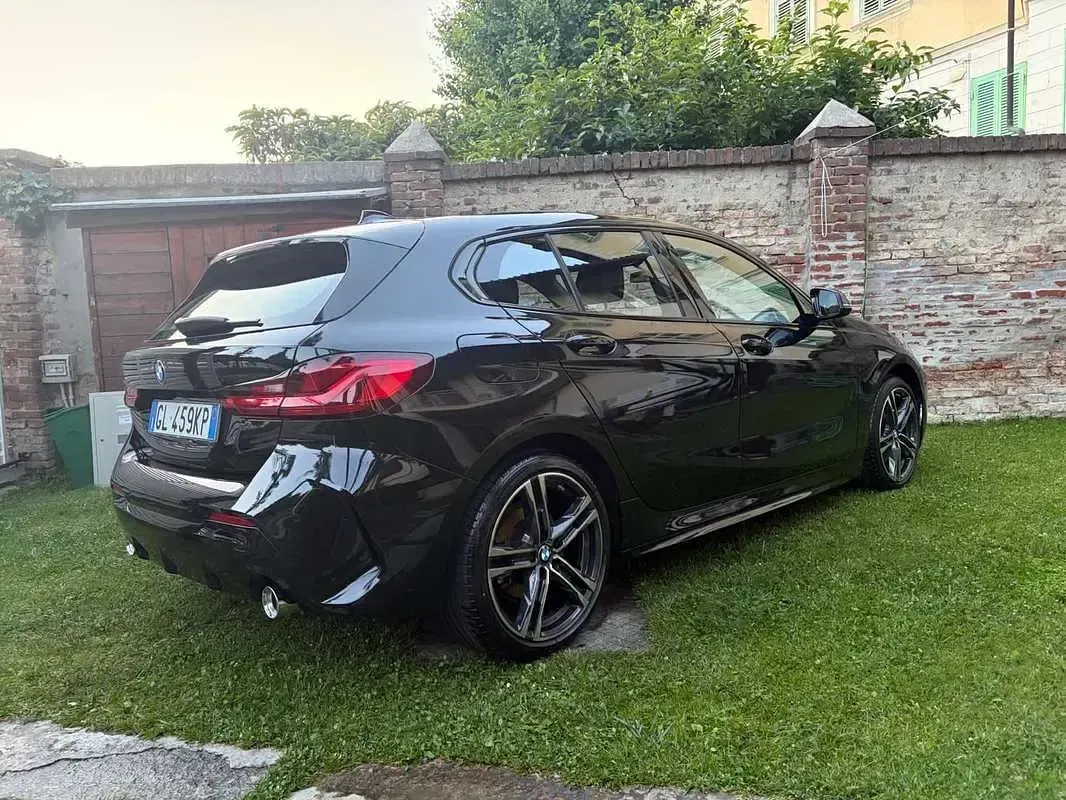 Usata BMW 118 M Sport 150 CV (110 kW) 2022 Nero Utilitaria