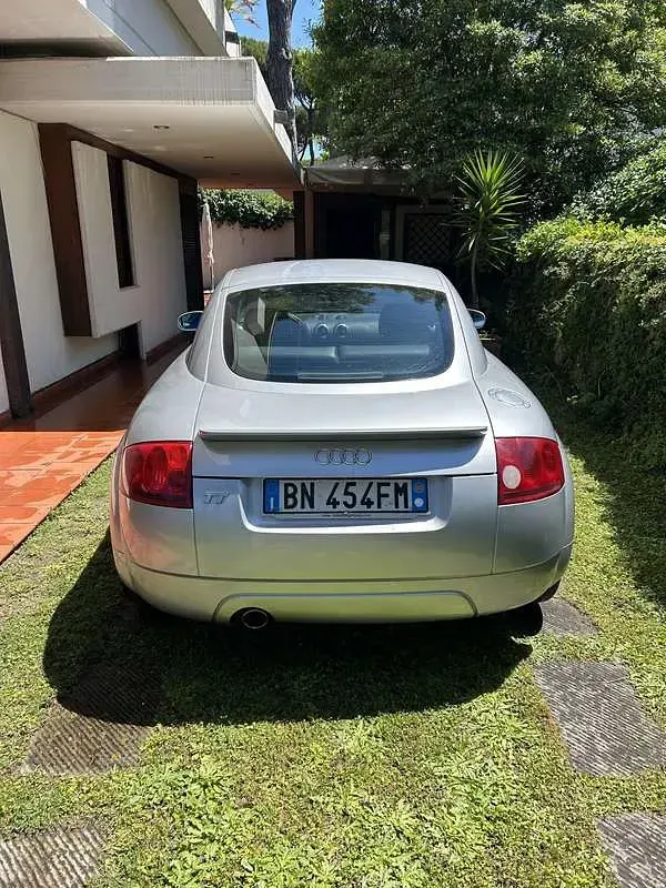 Usata Audi TT 179 CV (131 kW) 2000 Grigio Coupé