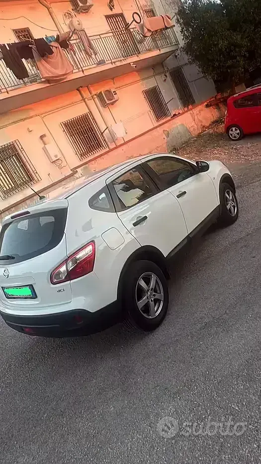 Usata Nissan Qashqai 2012 Bianco SUV