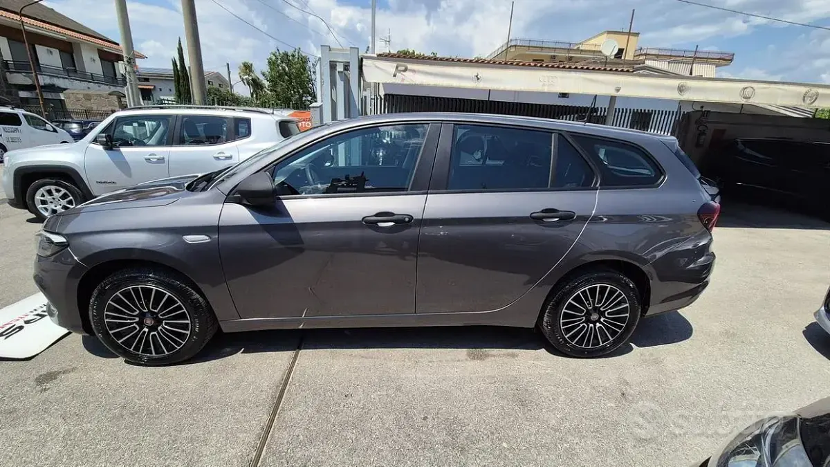 Usata Fiat Tipo S 131 CV (96 kW) 2023 Grigio Station wagon