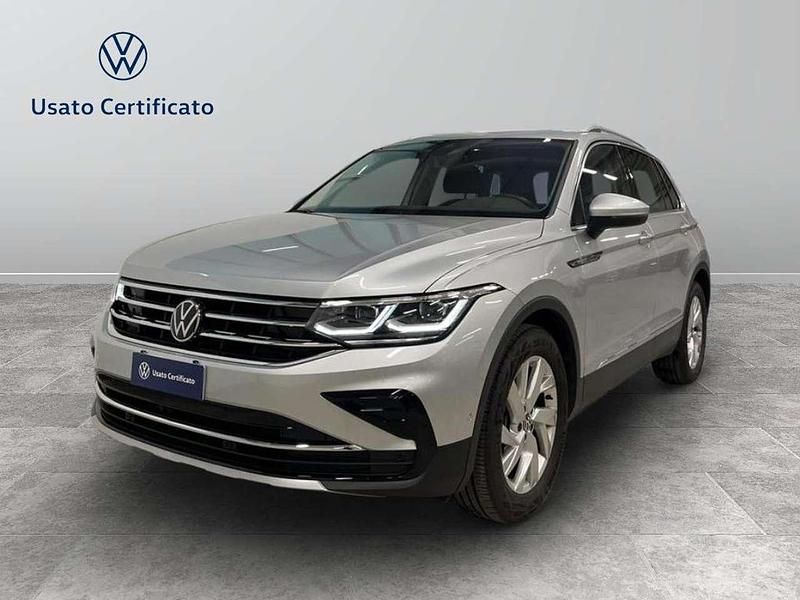 Reflex silver metallizzato Usata 2022 VW Tiguan Elegance SUV | 29.500 € (Cara) - Immagine 1/4