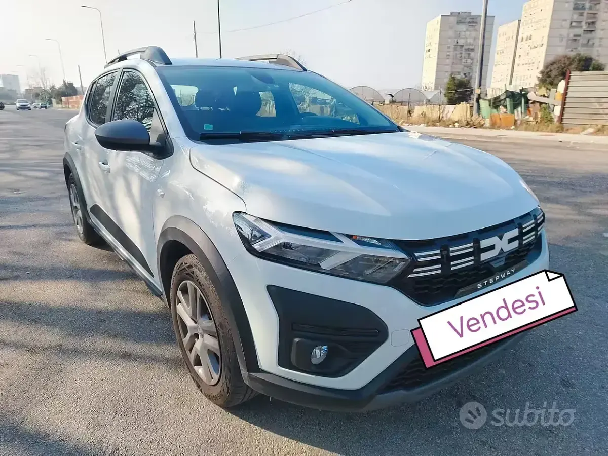 Usata Dacia Sandero 90 CV (66 kW) 2023 Bianco Berlina