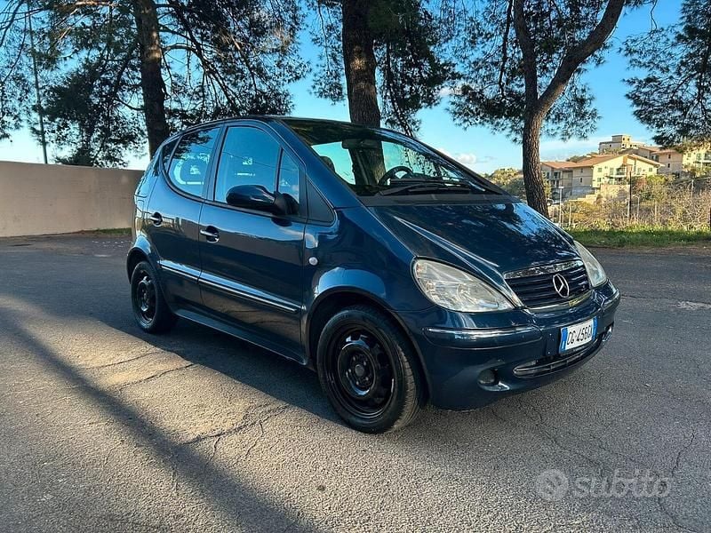 Usata Mercedes A170 95 CV (69 kW) 2002 Blu Berlina