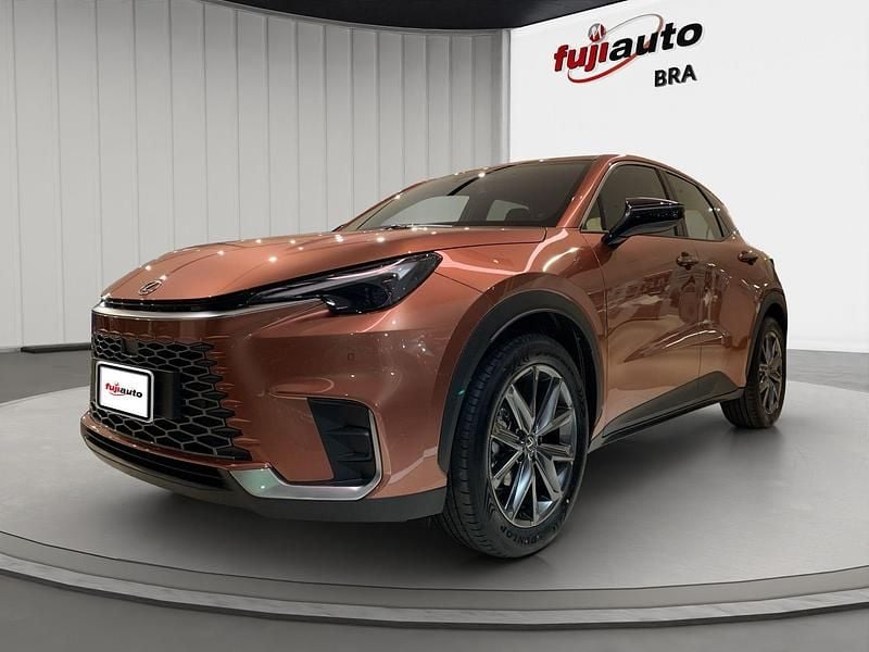 Nuova Lexus LBX 136 CV (100 kW) 2025 Sonic copper SUV