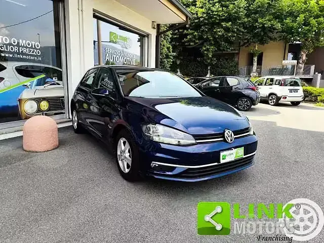 Usata VW Golf VII Business 116 CV (85 kW) 2017 Blu Berlina