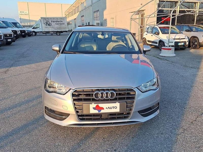 Usata Audi A3 Attraction 190 CV (139 kW) 2015 Argento Berlina