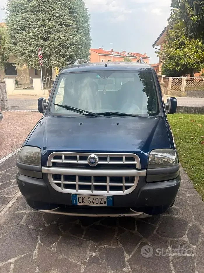 Usata Fiat Doblò 101 CV (74 kW) 2003 Monovolume