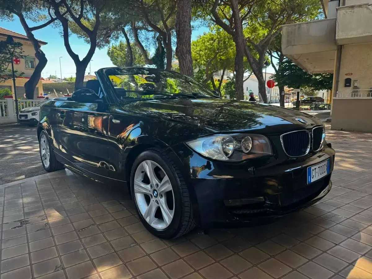 Usata BMW 120 Cabriolet 170 CV (125 kW) 2008 Nero Cabrio