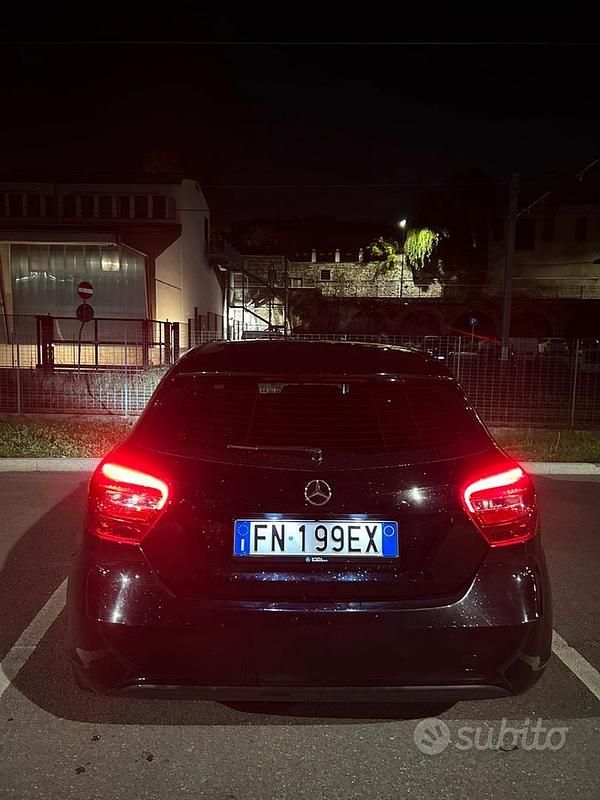 Usata Mercedes A160 95 CV (69 kW) 2018 Nero Berlina