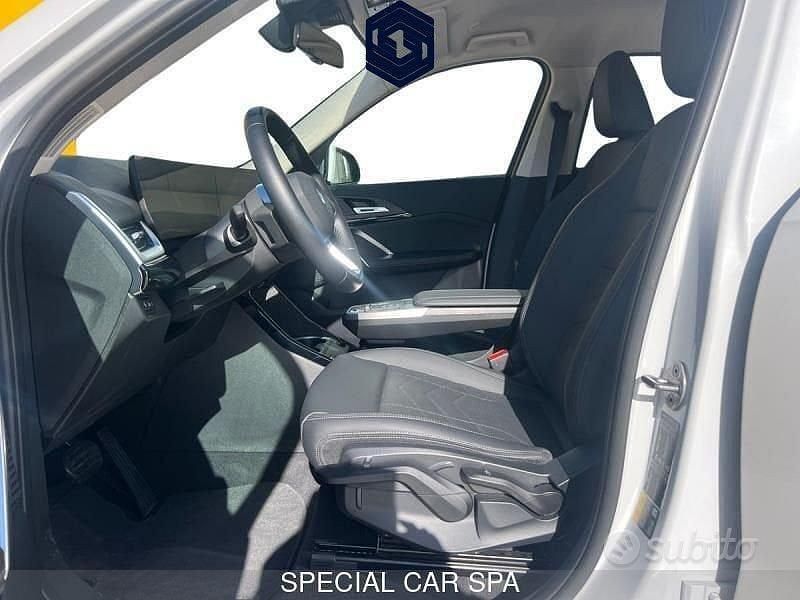 Usata BMW iX1 Comfort Edition 279 kW (380 CV) 2024 Bianco SUV