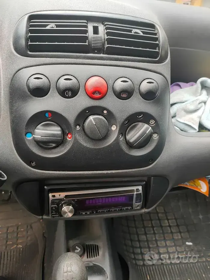 Usata Fiat 600 2003 Bluazzurro Utilitaria