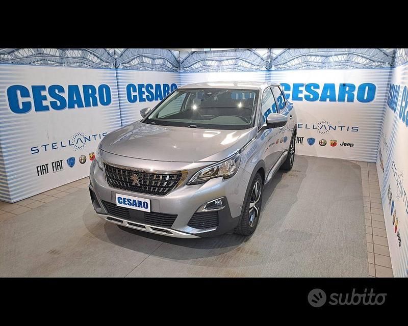 Usata Peugeot 3008 Business-Line 120 CV (88 kW) 2017 Grigio SUV