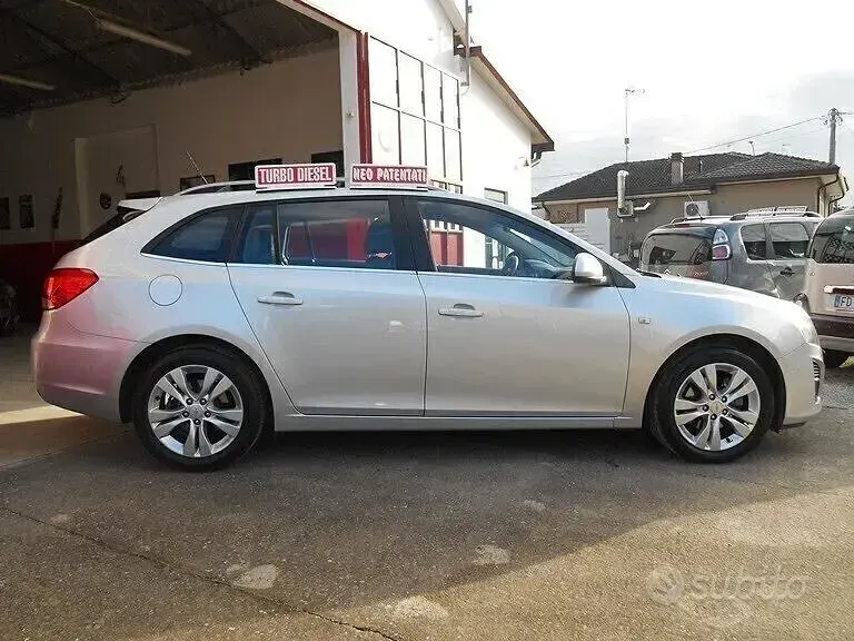 Usata Chevrolet Cruze 131 CV (96 kW) 2013 Grigio Station wagon