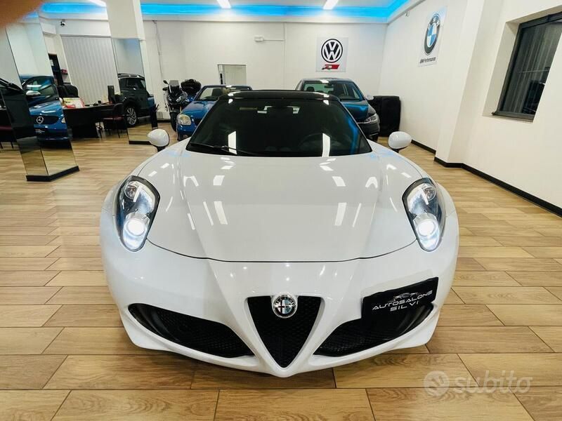 Usata Alfa Romeo 4C 240 CV (176 kW) 2016 Bianco Cabrio
