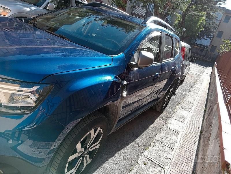 Usata Dacia Duster 100 CV (73 kW) 2023 Blu SUV