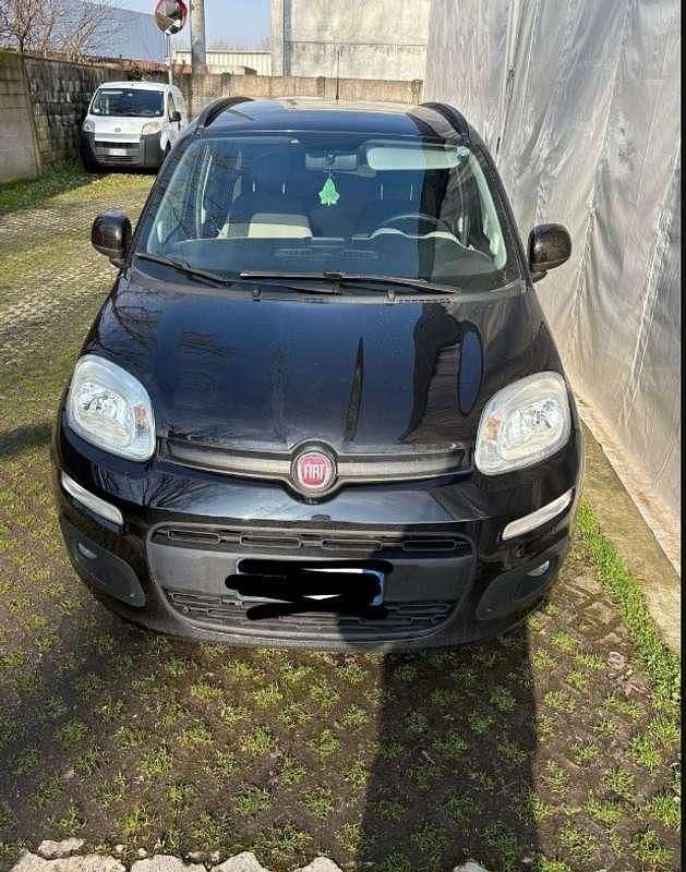 Usata Fiat Panda Lounge 86 CV (63 kW) 2017 Nero Utilitaria