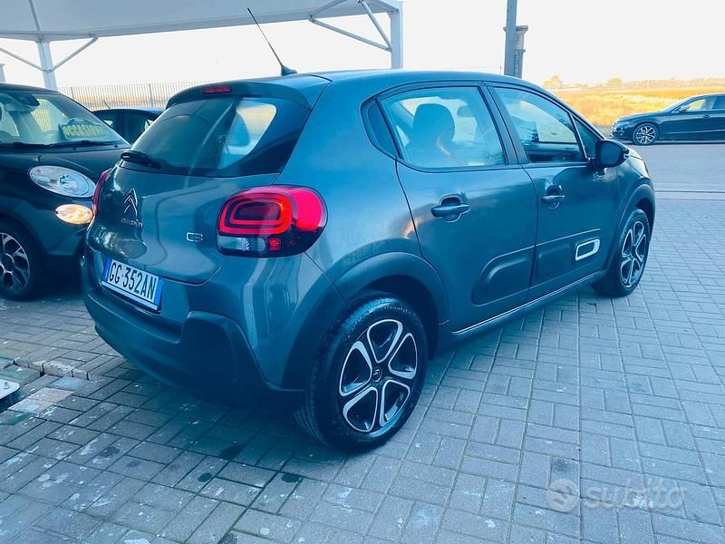 Usata Citroën C3 Feel 101 CV (74 kW) 2021 Grigio Utilitaria