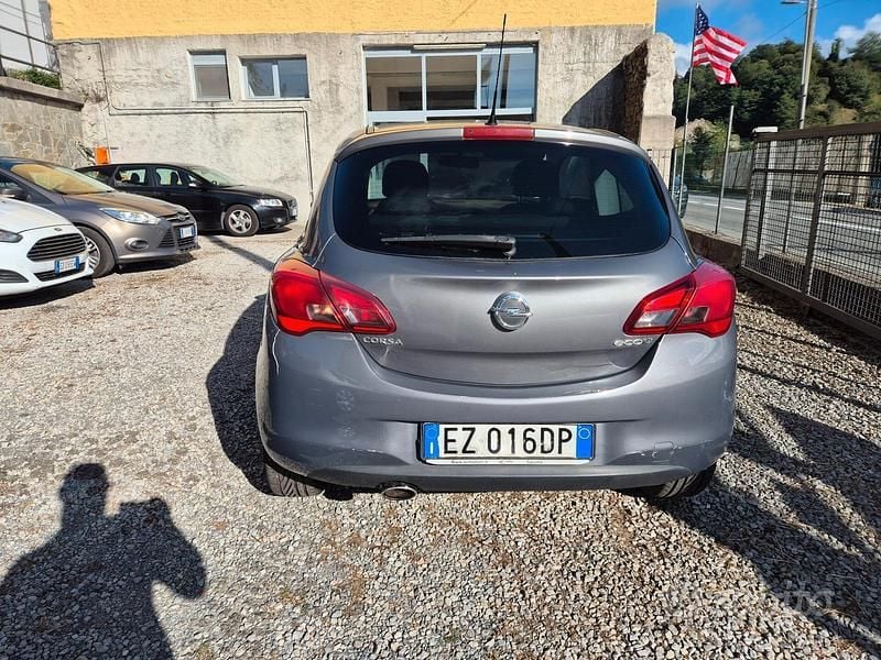 Usata Opel Corsa 95 CV (69 kW) 2016 Grigio Coupé