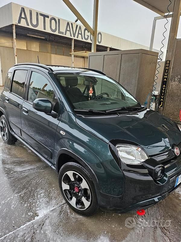 Usata Fiat Panda Cross Cross 2024 Verde Utilitaria