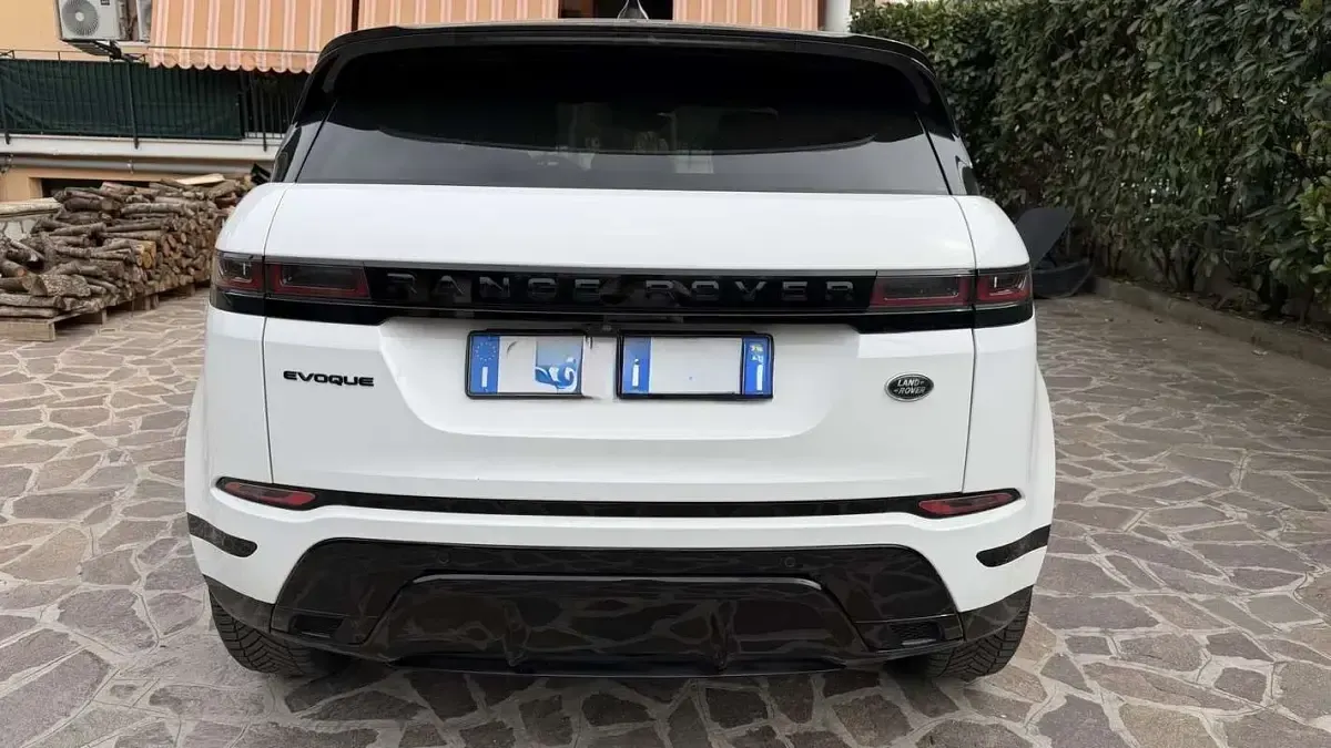 Usata Land Rover Range Rover evoque R-Dynamic 204 CV (150 kW) 2023 SUV