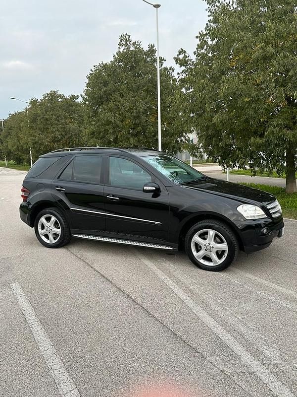 Usata Mercedes ML320 224 CV (164 kW) 2007 SUV