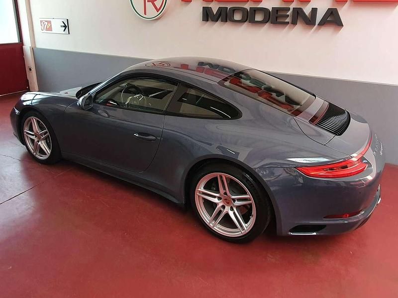 Usata Porsche 911 Carrera 4 370 CV (272 kW) 2016 Blu graffite Coupé